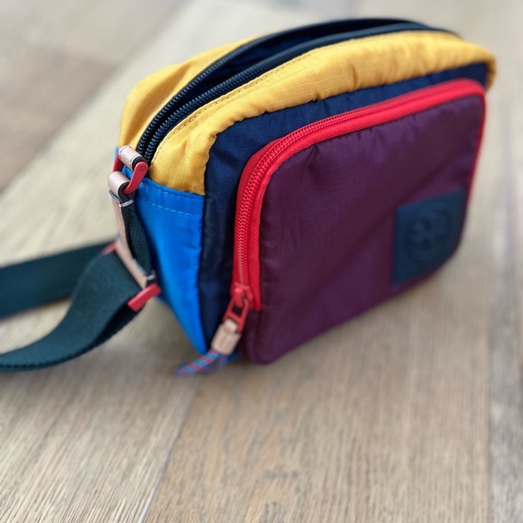 Tory Burch Ripstop crossbody - Picture 9 of 10